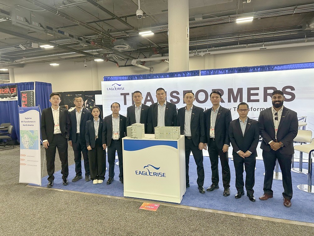 40001百老汇电子游戏亮相2025美国RE 新能源展